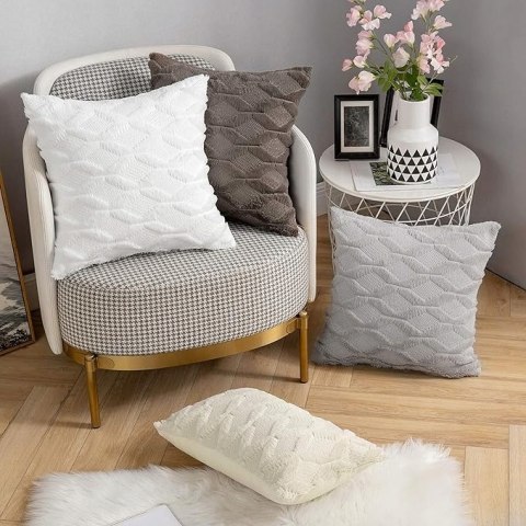 Poszewki Pluszowe Dekoracyjne w Romby 50x50 cm MIULEE - 2 szt. Ciemny Brąz Poszewki Pluszowe Dekoracyjne w Romby 50x50 cm MIULEE - 2 szt. Ciemny Brąz